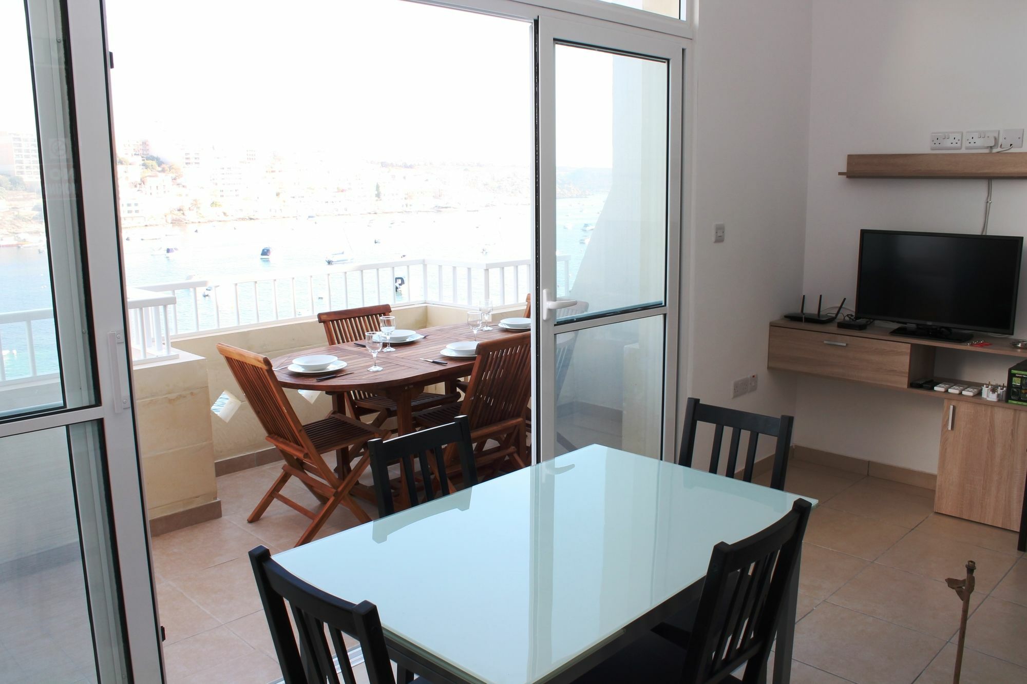 Blue Harbour Seafront 3 Bedroom Apartment, With Spectacular Sea Views From Terrace - By Getawaysmalta St. Paul's Bay Exteriér fotografie